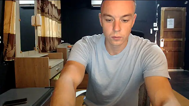 Snapshot of heilgarbest chatting on 04/03/26, 10:02 heilgarbest online show from 04/03/26, 10:02