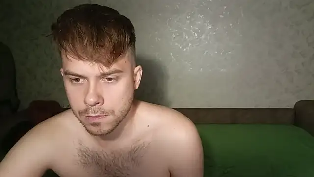 Snapshot of mike_peach chatting on 12/22/24, 02:17 mike peach online show from 12/22/24, 02:17