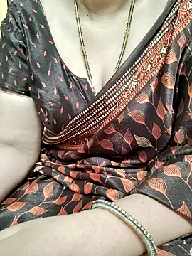 sunitha-3 online show from 02/25/25, 08:03