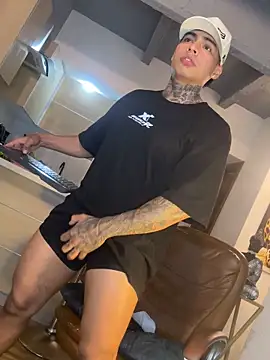 Dominiofit online show from 11/11/25, 02:55