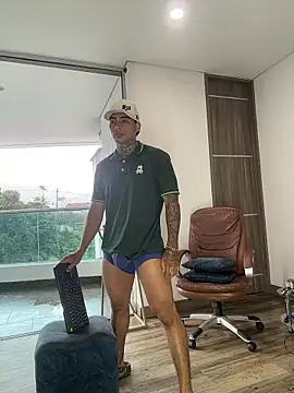 Snapshot of Dominiofit chatting on 02/07/26, 12:09 Dominiofit online show from 02/07/26, 12:09