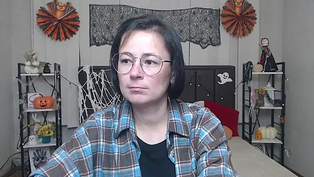 MarieSho online show from 10/29/25, 07:21