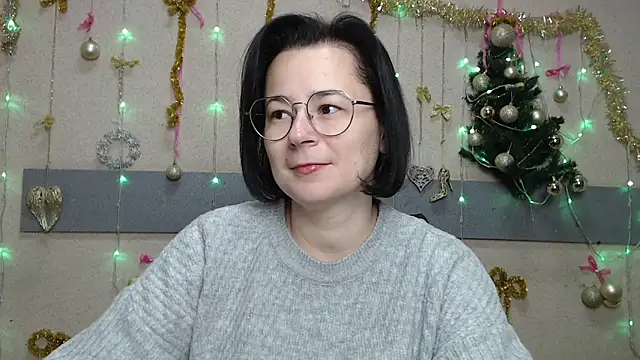 MarieSho online show from 12/17/25, 06:03