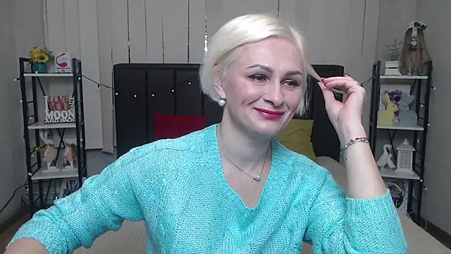 OliviaHorst online show from 10/16/25, 05:30