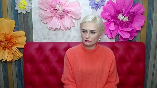 OliviaHorst online show from 11/16/25, 06:13