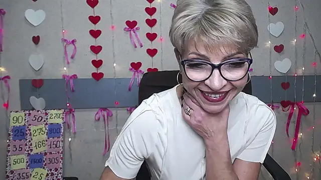 EllaBonito online show from 02/21/25, 09:34