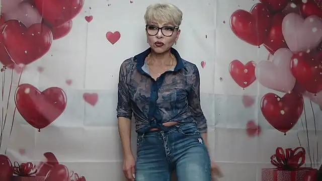 Snapshot of EllaBonito chatting on 03/21/26, 07:24 EllaBonito online show from 03/21/26, 07:24