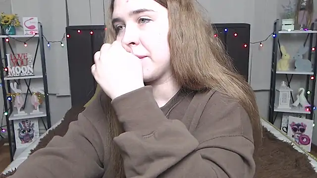 Snapshot of LauraHlot chatting on 01/26/25, 05:02 LauraHlot online show from 01/26/25, 05:02