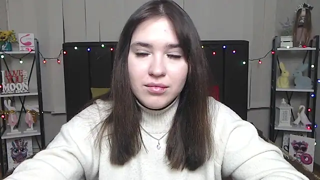 Snapshot of LauraHlot chatting on 01/31/25, 09:37 LauraHlot online show from 01/31/25, 09:37
