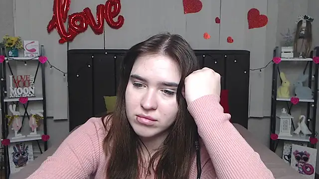 Snapshot of LauraHlot chatting on 03/04/25, 03:55 LauraHlot online show from 03/04/25, 03:55