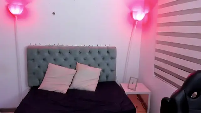 Camiila Osorio online show from 01/31/25, 07:07