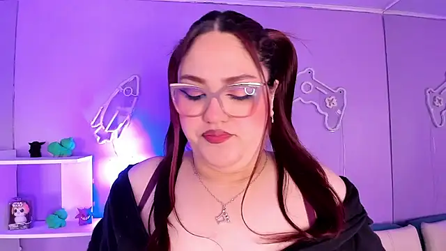 Camiila Osorio online show from 12/05/25, 02:36