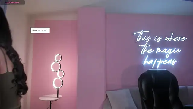 ValeriaVelvet online show from 06/04/26, 12:00
