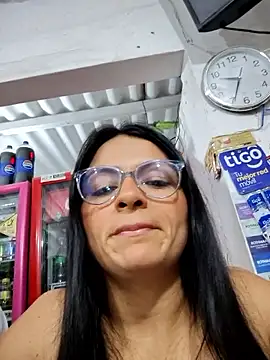 Linda Lars online show from 05/09/26, 02:39