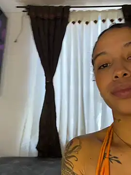 MarieLeon online show from 06/23/26, 07:23