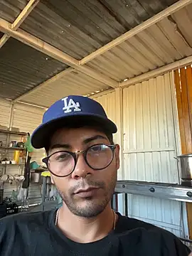 Snapshot of CrazyApachw chatting on 03/22/26, 12:47 CrazyApachw online show from 03/22/26, 12:47