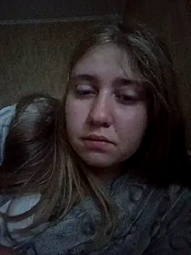 Snapshot of AnastasiaSky19 chatting on 10/05/25, 04:33 AnastasiaSky19 online show from 10/05/25, 04:33