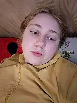 Snapshot of AnastasiaSky19 chatting on 11/11/25, 06:35 AnastasiaSky19 online show from 11/11/25, 06:35