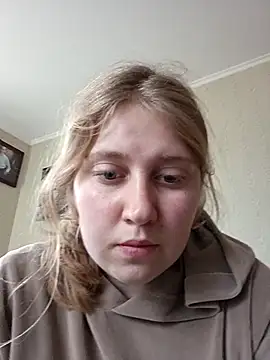 Snapshot of AnastasiaSky19 chatting on 12/01/25, 11:37 AnastasiaSky19 online show from 12/01/25, 11:37