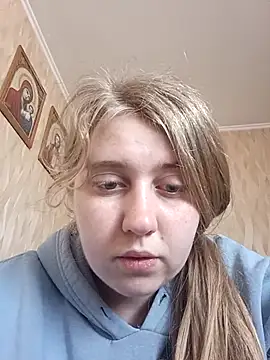 Snapshot of AnastasiaSky19 chatting on 04/14/26, 10:43 AnastasiaSky19 online show from 04/14/26, 10:43