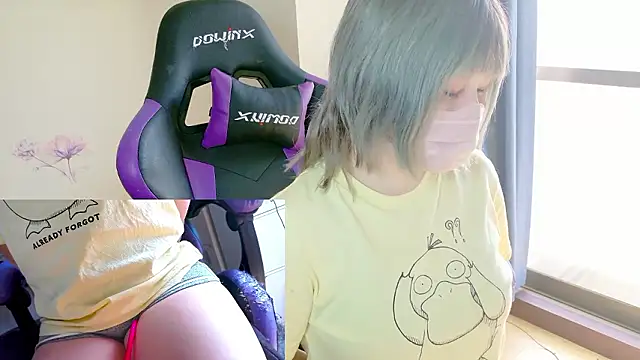 Snapshot of hazuki_8008 chatting on 02/16/26, 12:18 hazuki 8008 online show from 02/16/26, 12:18