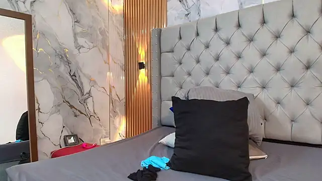 Snapshot of Scarlett_diaz17 chatting on 02/28/26, 04:57 Scarlett diaz17 online show from 02/28/26, 04:57