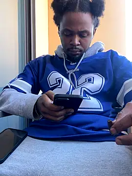 Snapshot of MobyDxck chatting on 12/01/24, 04:29 MobyDxck online show from 12/01/24, 04:29