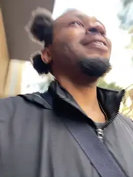 Snapshot of MobyDxck chatting on 12/28/24, 05:35 MobyDxck online show from 12/28/24, 05:35