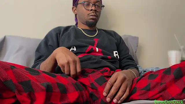 Snapshot of MobyDxck chatting on 12/16/25, 08:03 MobyDxck online show from 12/16/25, 08:03