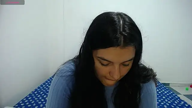 Laurenkenner  online show from 12/17/24, 07:37