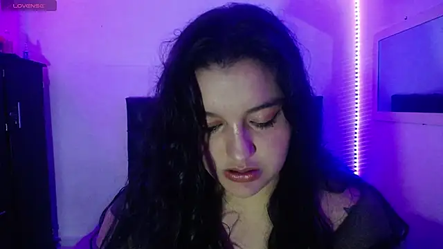 Laurenkenner  online show from 10/11/25, 08:07