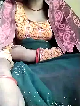 Snapshot of Cutkajal chatting on 12/22/24, 08:16 Cutkajal online show from 12/22/24, 08:16