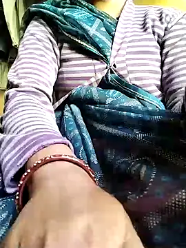 Snapshot of Cutkajal chatting on 01/22/25, 06:20 Cutkajal online show from 01/22/25, 06:20