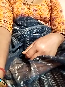 Snapshot of Cutkajal chatting on 02/28/25, 03:37 Cutkajal online show from 02/28/25, 03:37