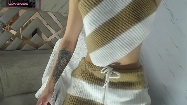 Tomoe b online show from 12/10/24, 03:20