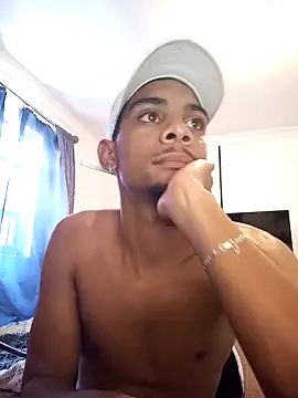 29YOURZ 28  online show from 12/10/24, 11:00