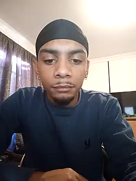 29YOURZ 28  online show from 12/12/24, 04:21