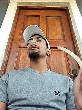 29YOURZ 28  online show from 10/12/25, 03:33