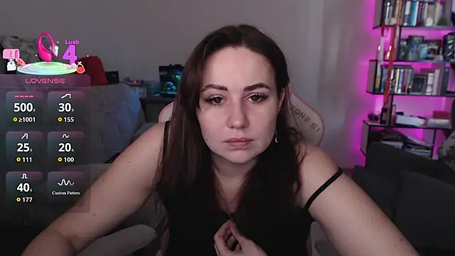 Snapshot of SexyWitch_666 chatting on 08/03/26, 06:23 SexyWitch 666 online show from 08/03/26, 06:23