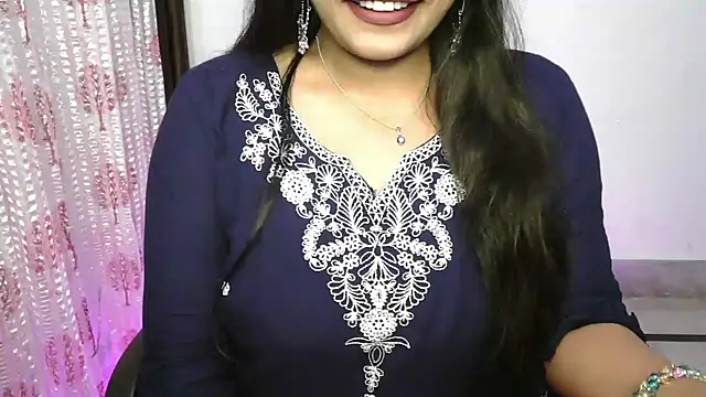 Snapshot of N-Natasha chatting on 01/11/26, 09:03 N-Natasha online show from 01/11/26, 09:03