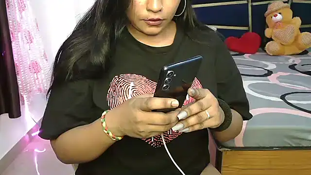 Snapshot of N-Natasha chatting on 05/10/26, 07:30 N-Natasha online show from 05/10/26, 07:30