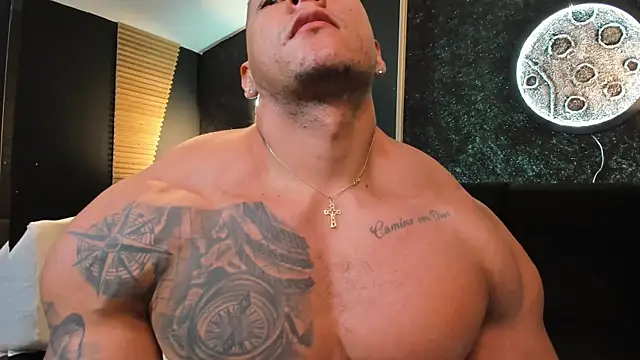 MassimoWalton2 online show from 12/22/24, 01:01