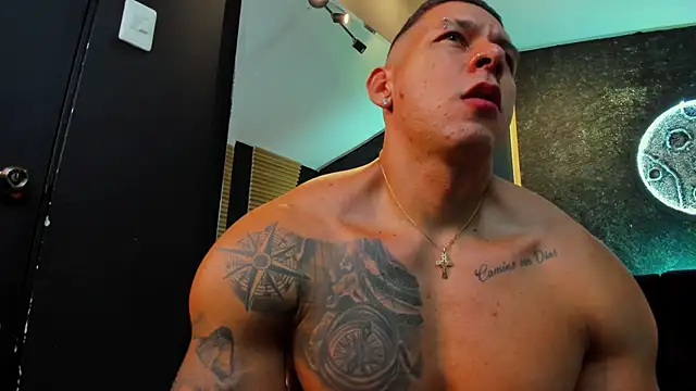 MassimoWalton2 online show from 01/10/25, 02:35