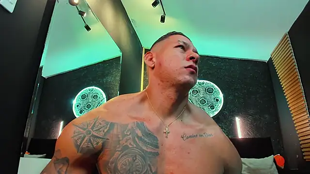 MassimoWalton2 online show from 01/11/25, 02:30