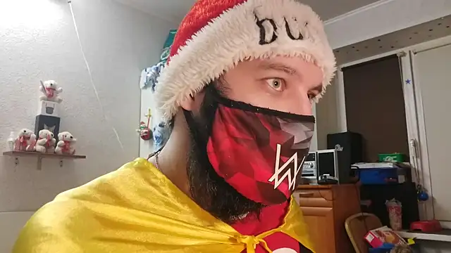 Snapshot of BISEXGOOD777 chatting on 01/06/26, 04:32 BISEXGOOD777 online show from 01/06/26, 04:32