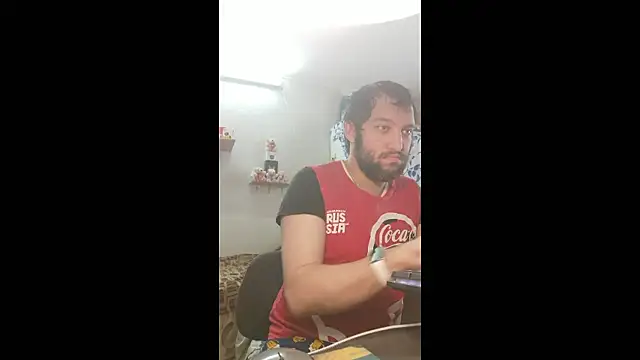 Snapshot of BISEXGOOD777 chatting on 02/08/26, 01:14 BISEXGOOD777 online show from 02/08/26, 01:14