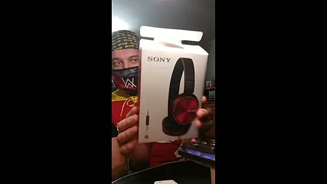 Snapshot of BISEXGOOD777 chatting on 02/26/26, 07:24 BISEXGOOD777 online show from 02/26/26, 07:24