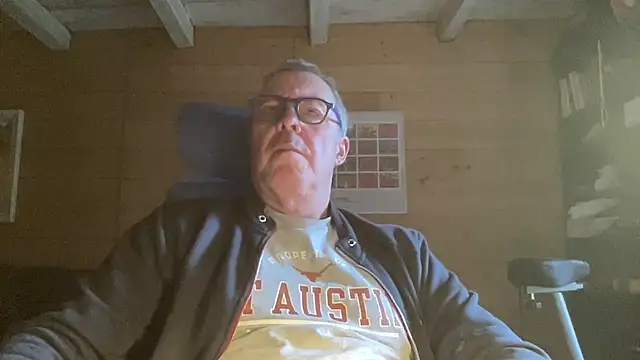 Snapshot of lelohop chatting on 11/19/25, 07:52 lelohop online show from 11/19/25, 07:52