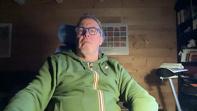 Snapshot of lelohop chatting on 01/14/26, 07:25 lelohop online show from 01/14/26, 07:25