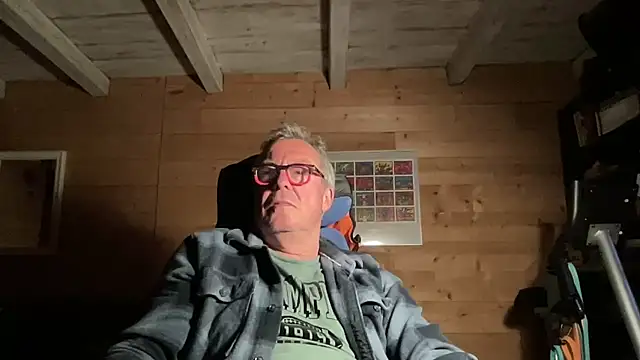 Snapshot of lelohop chatting on 03/23/26, 05:22 lelohop online show from 03/23/26, 05:22